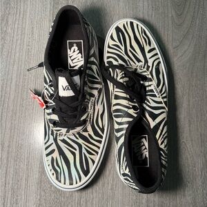 Vans Zebra Print Shoes - Iredecent Black and White